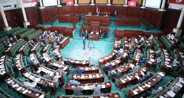 Tunisie : L’ARP en passe d’adopter une réforme radicale sur les contrats de travail et la sous-traitance
