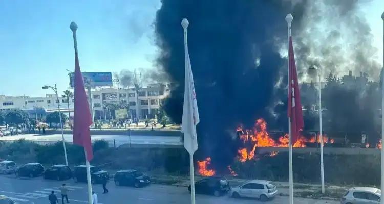 Centre urbain nord : Incendie d’un bus de Transtu [Vidéo]