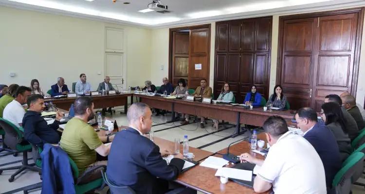 Tunisie :  Nouveau projet de loi pour recruter les diplômés chômeurs de longue durée
