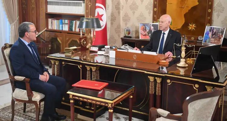 “Qu’ils sachent que leur sort sera la révocation” : Kaïs Saïed hausse le ton (Vidéo)