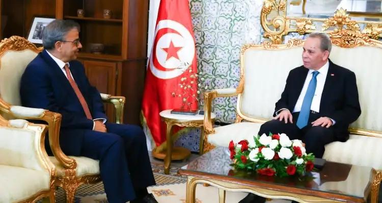 La Tunisie équilibre ses relations économiques avec la Russie et les États-Unis