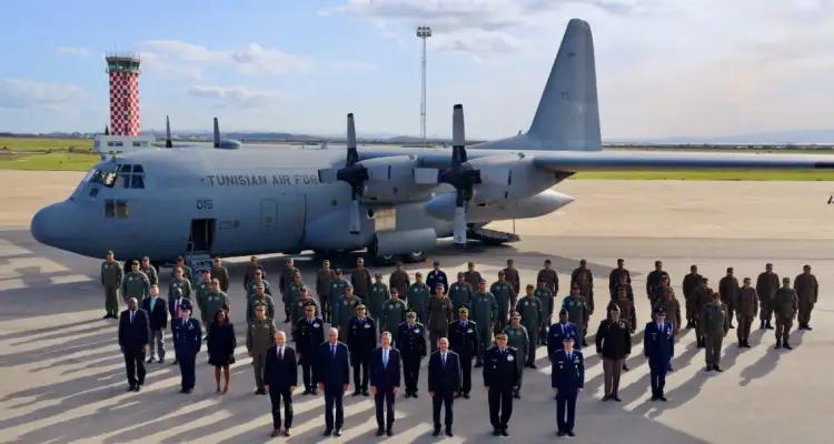 Tunisie : l'Armée de l'air reçoit un troisième C-130 des États-Unis