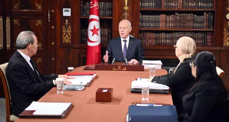 La réconciliation pénale et l’article 96 du Code pénal sur la table de Kaïs Saïed