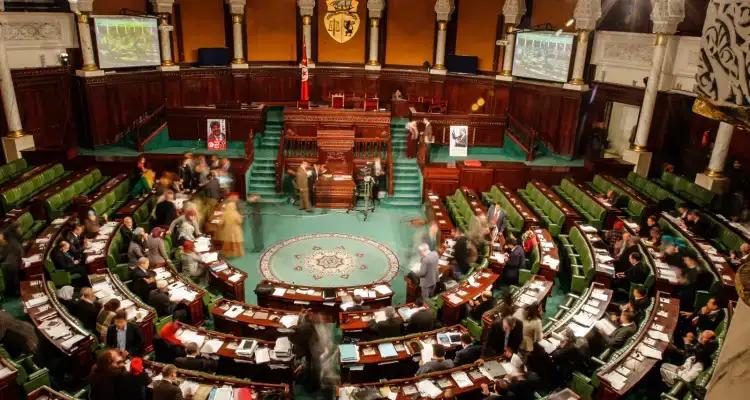 Tunisie : Des députés proposent une révision du code électoral