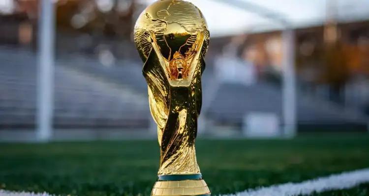 La FIFA annonce les pays hôtes des Coupes du Monde 2030 et 2034