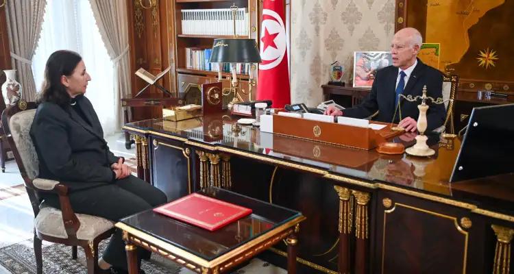 Tunisie : Saïed se penche sur les grands projets d'infrastructure et la situation des autoroutes