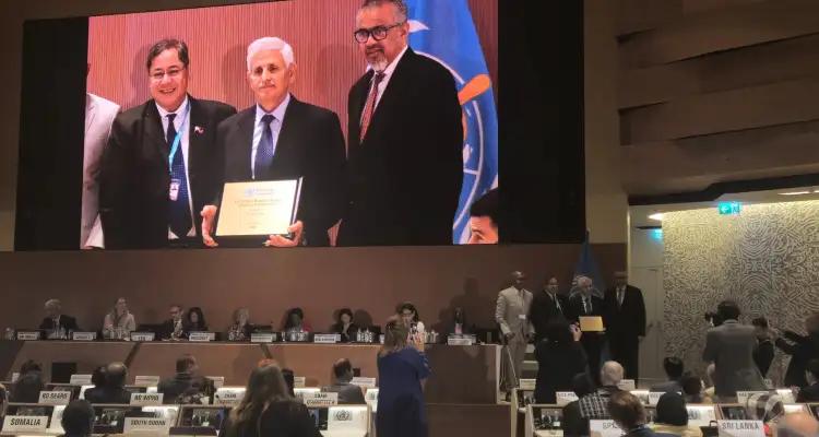 Le Dr Majed Zemni reçoit le Prix Nelson Mandela pour la santé