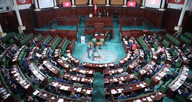 البرلمان : إقرار عقوبات مالية ضد هؤلاء النواب