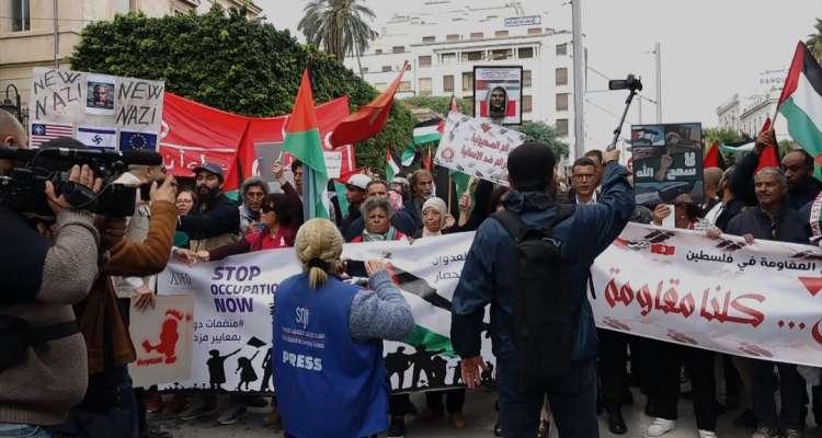 مظاهرة داعمة للشعب الفلسطيني بشارع الحبيب بورقيبة