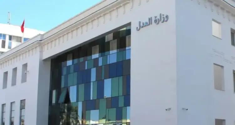عمادة المحامين تردّ على وزارة العدل بخصوص شبهات التعذيب