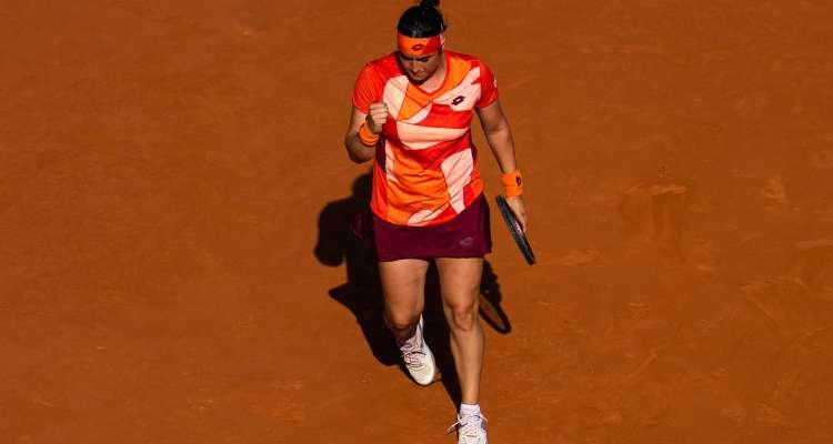 Roland Garros : Ons Jabeur s’offre une remontada et se qualifie pour les huitièmes de finale !