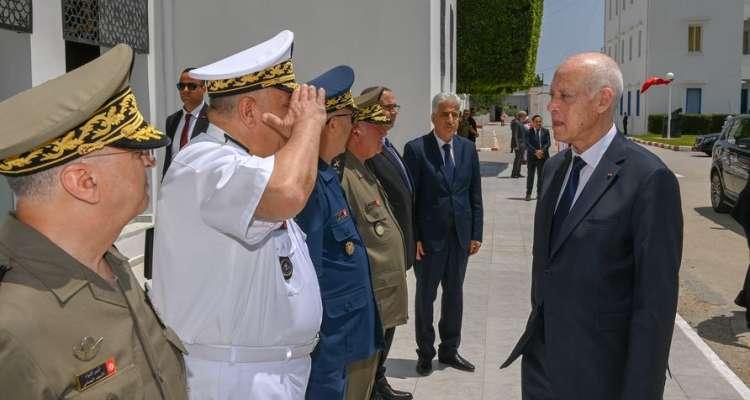 Kais Saïed à la base militaire d'El Aouina