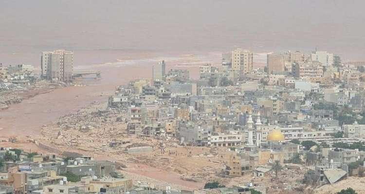 Inondations : La Tunisie vole au secours de la Libye