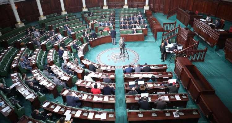 Tunisie : Des députés veulent amender le décret 54