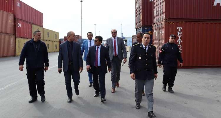 Tunisie : Le DG de la Douane en visite au port de Radès