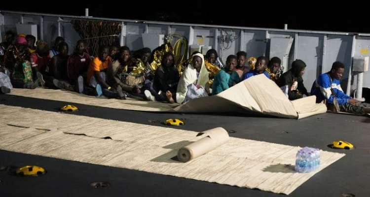 Plus de 1700 migrants débarquent à Lampedusa