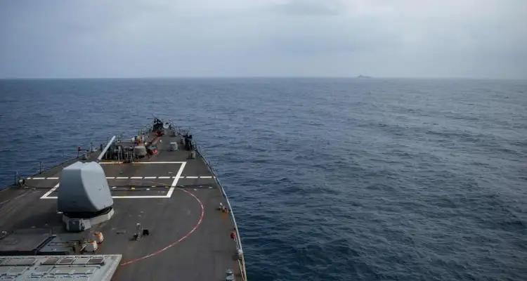 Un avion de combat américain abattu « par erreur » en mer Rouge