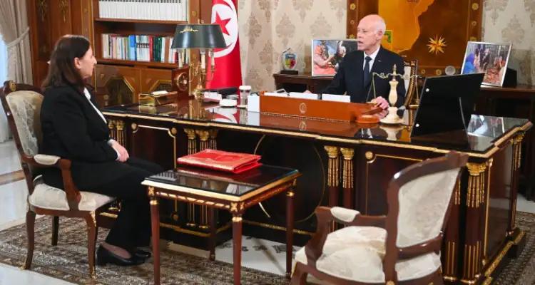 Tunisie : Kaïs Saïed appelle à relancer les recrutements dans la fonction publique