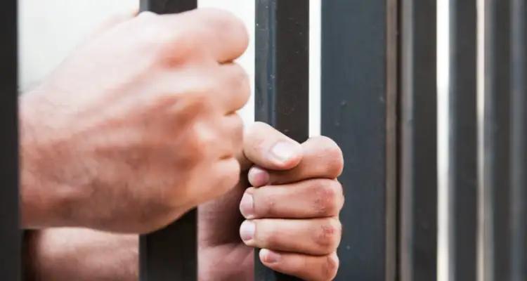 Tunisie : Un TikTokeur placé en détention pour des faits à caractère terroriste