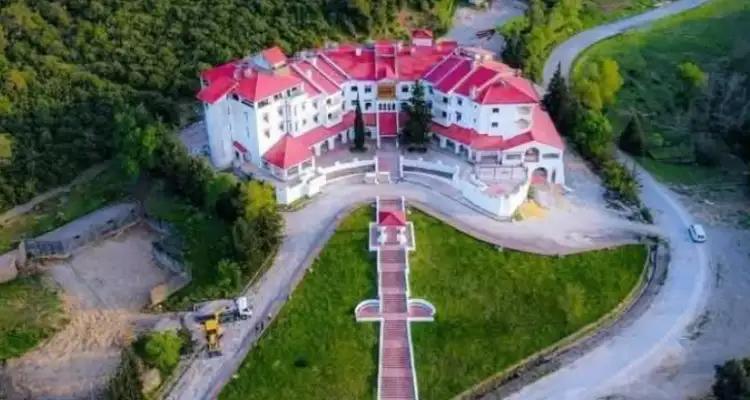 Aïn Draham : L’hôtel La Forêt rouvre ses portes après 15 ans de fermeture