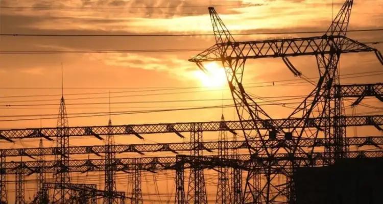 Tunisie - Énergie verte : La STEG connecte la station Tozeur 2 au réseau national