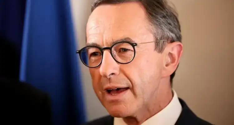 Le ministre français de l’Intérieur réagit au meurtre raciste d’un Tunisien