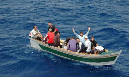 إيطاليا تقرر ترفيع فترة احتجاز المهاجرين و بناء مراكز خاصة بهم في مناطق خالية