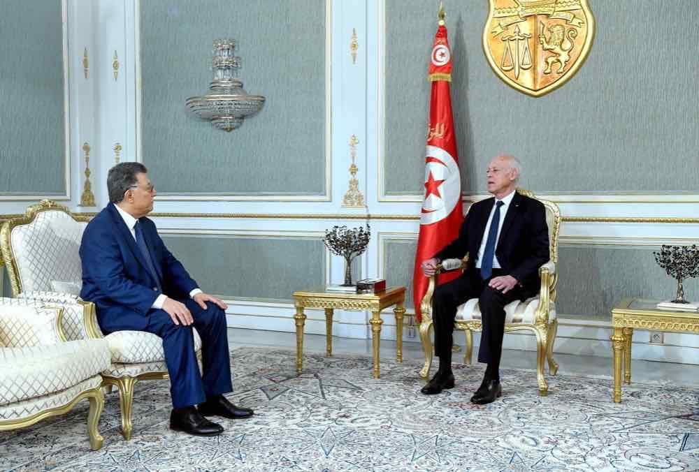 في أول لقاء بينهما.. ماذا دار بين رئيس الجمهورية ورئيس البرلمان الجديد؟