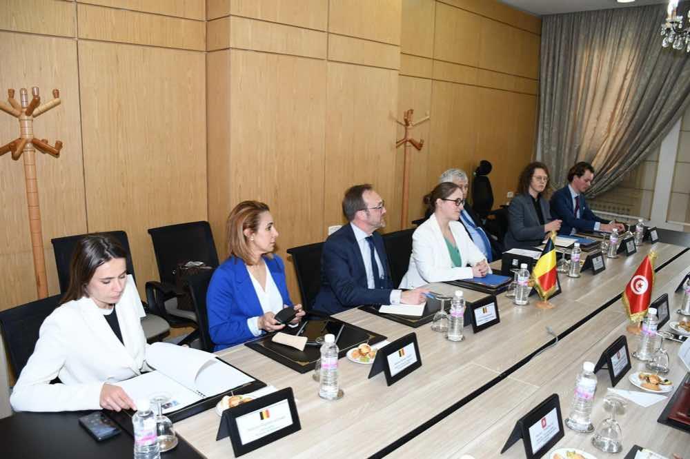 تونس وبلجيكا يتفقان على فتح الآفاق بشأن الهجرة النظاميّة وتسهيل الولوج القانوني إلى الفضاء الأوروبي