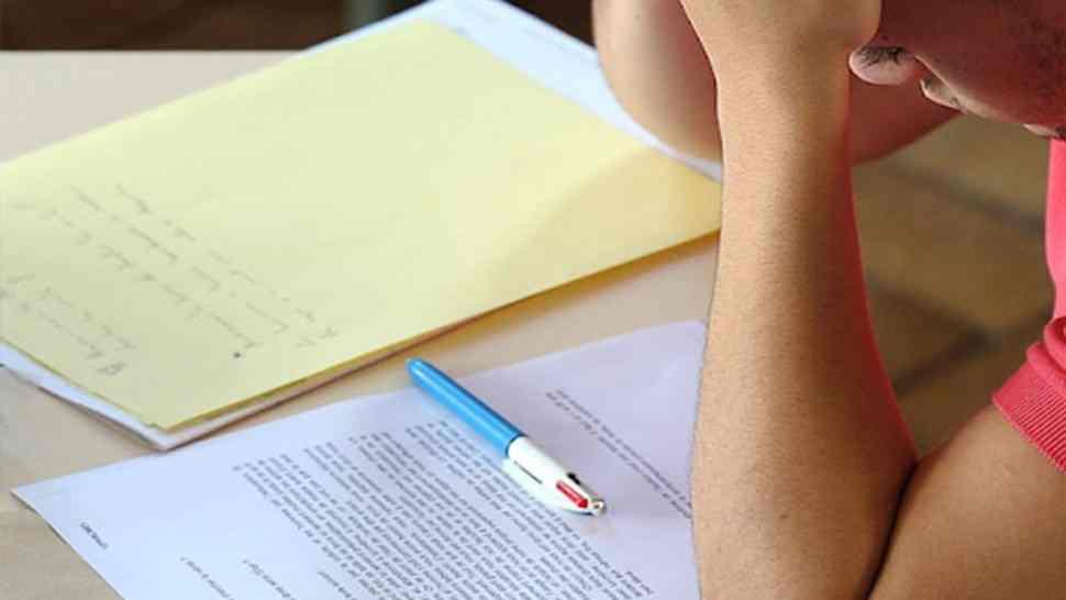 باكالوريا/القصرين: تسجيل 10 حالات غش..وايقاف 3 منهم عن مُواصلة إجراء بقية الإمتحانات