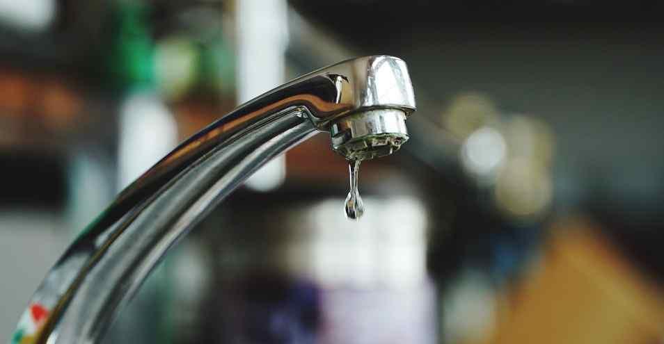 الصوناد تعلن تسجيل انقطاع و اضطراب في توزيع الماء بـ4 ولايات