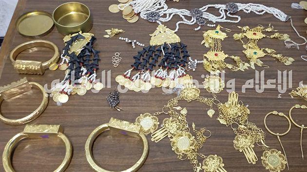 قيمته حوالي 35 ألف دينار: تلميذ الـ 17 سنة يسرق مصوغ جدته بمعيّة صديقه