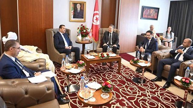 رئيس مجلس نواب الشّعب يجري سلسلة محادثات مع عدد من أعضاء الحكومة الجزائرية