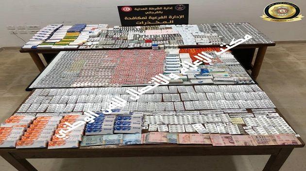 تفكيك شبكة لترويج الأقراص المخدّرة و إيقاف 3 أشخاص بينهم طبيب