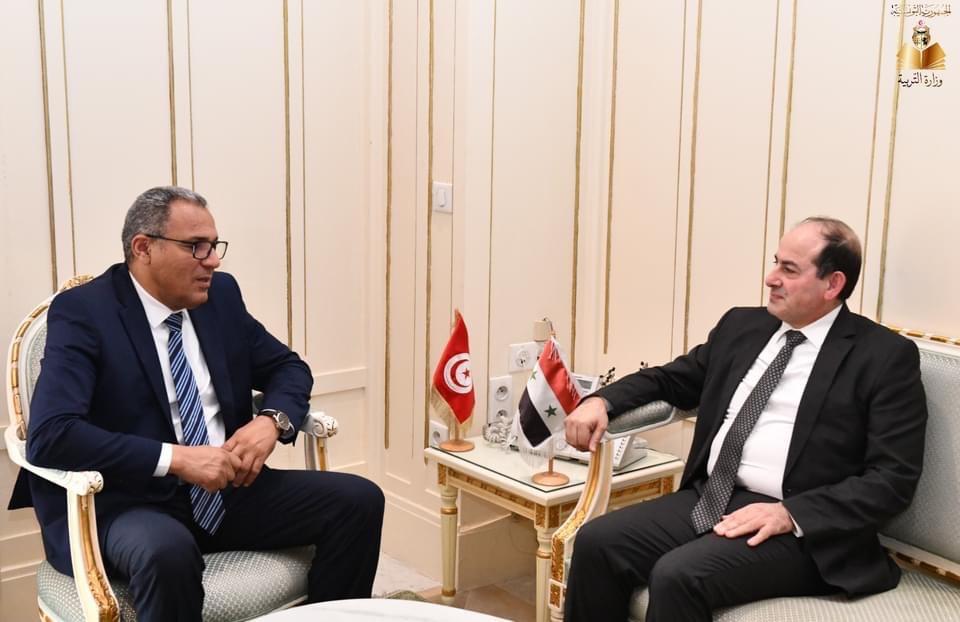 وزير التربية يستقبل سفير سوريا