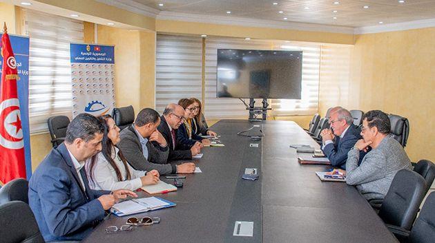 الاتفاق على إعداد برنامج عمل مشترك بين وزارة التّشغيل و جامعة مقاولي البناء