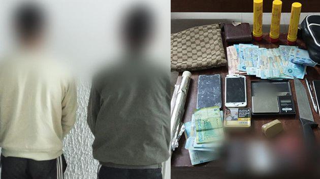 الكاف: الإحتفاظ بشخصيْن و حجز كمّية من مخدّر القنب الهندي