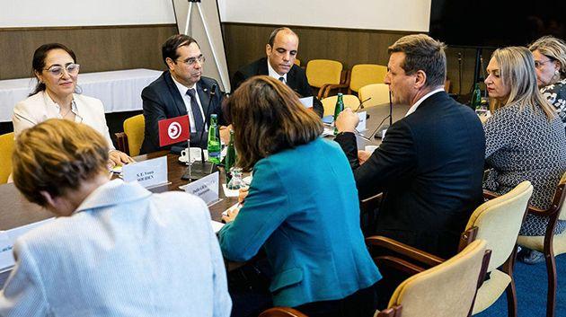 كاتب الدّولة لدى وزير الخارجية يترأس اجتماع المشاورات السّياسية التّونسية التّشيكية