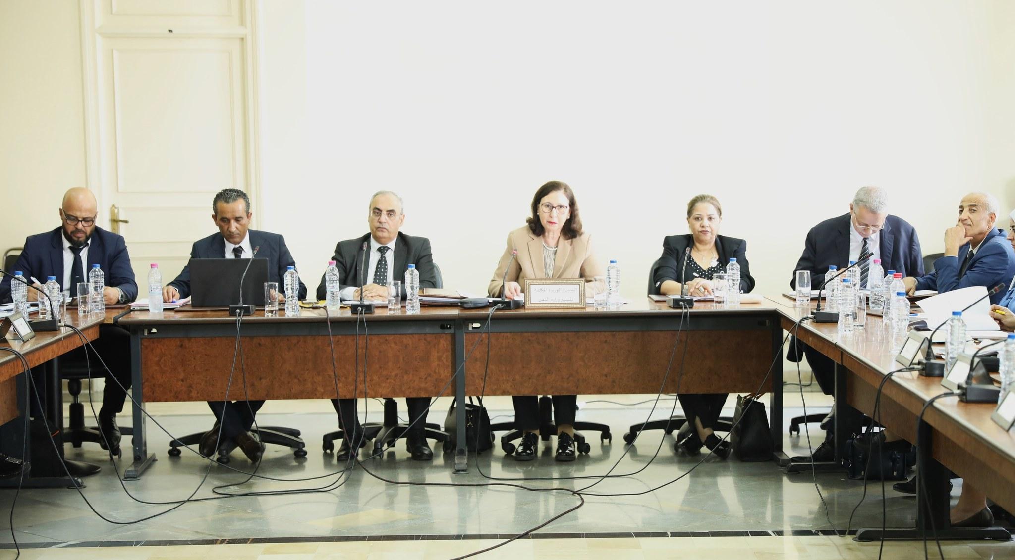 الموافقة على إتفاقية القرض المتعلق بتمويل مشروع تجديد السكك الحديدية لنقل الفسفاط