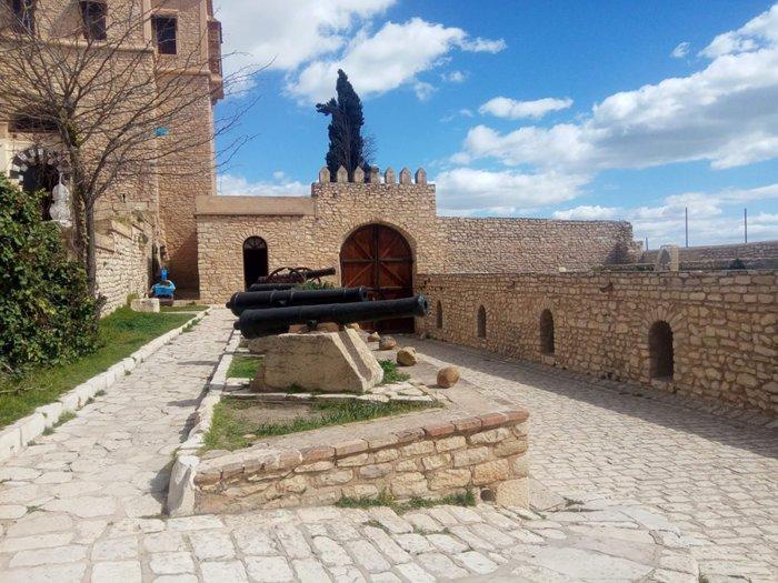 الكاف: قرارات لتنفيذ برنامج ازالة المساكن البدائية وتعويضها بمساكن لائقة بساقية سيدي يوسف