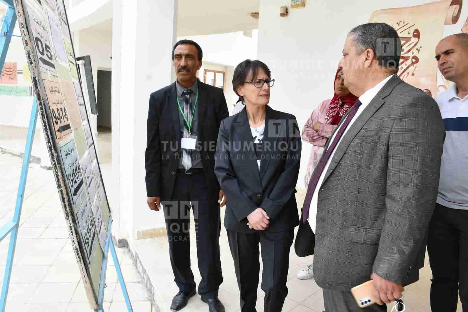 نابل: انطلاق امتحانات الباكالوريا بكافة مراكز الاختبارات (صور)