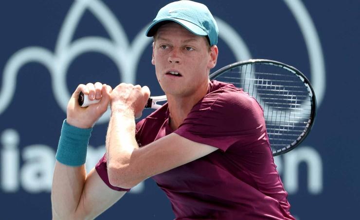 يانيك سينر يعبر إلى نصف نهائي بطولة رولان غاروس للتنس