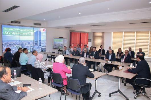 انعقاد جلسة فتح ملفات طلب العروض المتعلقة باسناد اجازات توفير خدمات الجيل الخامس