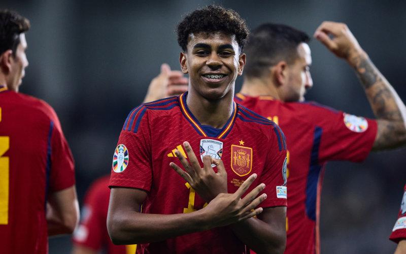 لامين يامال على رأس قائمة المنتخب الإسباني لمواجهتي الدنمارك و صربيا في دوري الأمم الأوروبية