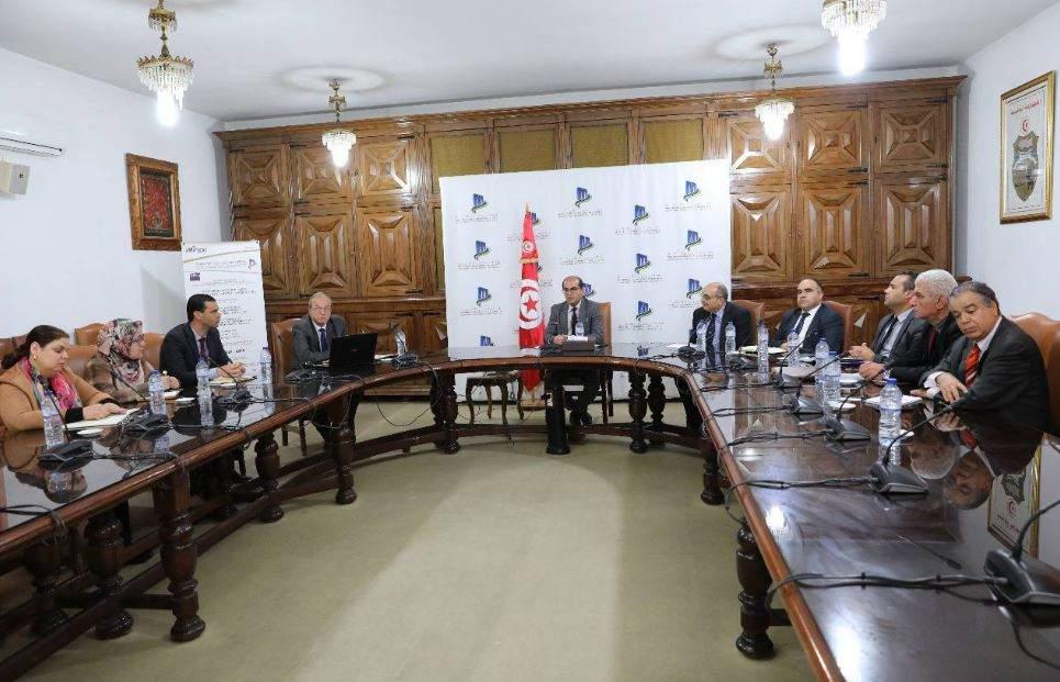 جلسة عمل بوزارة التجهيز لمتابعة تقدّم نشاط مؤسّسة مدينة الأغالبة الطبية بالقيروان