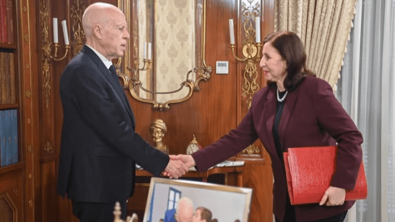 رئيس الجمهورية: الحلول قادمة.. ولا تراجع عن الدور الاجتماعي للدولة