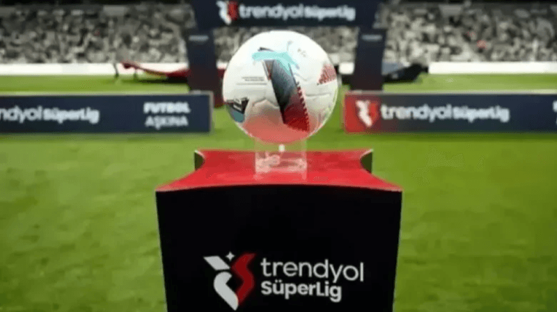 مئات الحكّام في ورطة.. فضيحة مراهنات تهزّ كرة القدم التركية