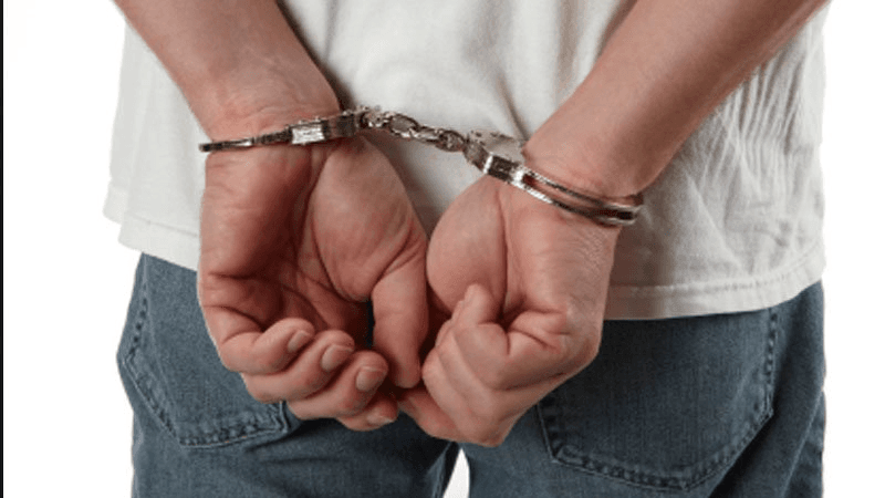 التخفيض في العقوبات السجنية لتسعة من وكلاء البيع 'الهباطة'