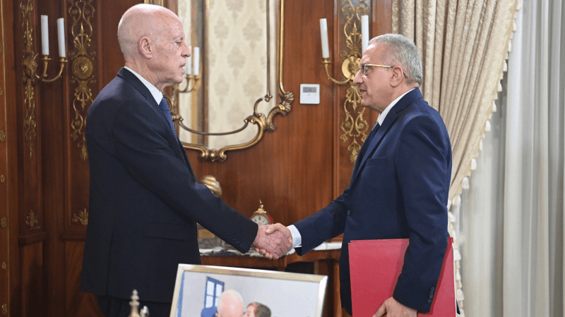 Saïed: Vers un nouveau système juridique pour le secteur médical