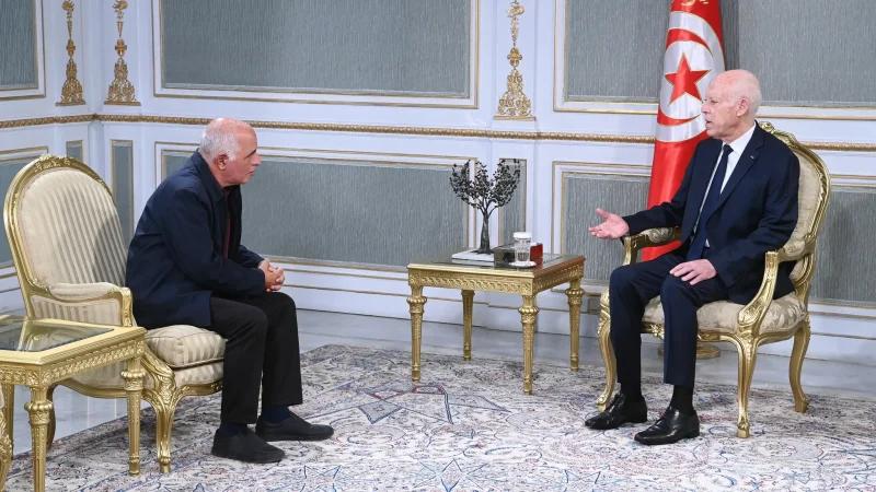 رئيس الجمهورية يُكلّف علي بن حمّود بتشكيل فريق عمل لإيجاد حلول في قابس